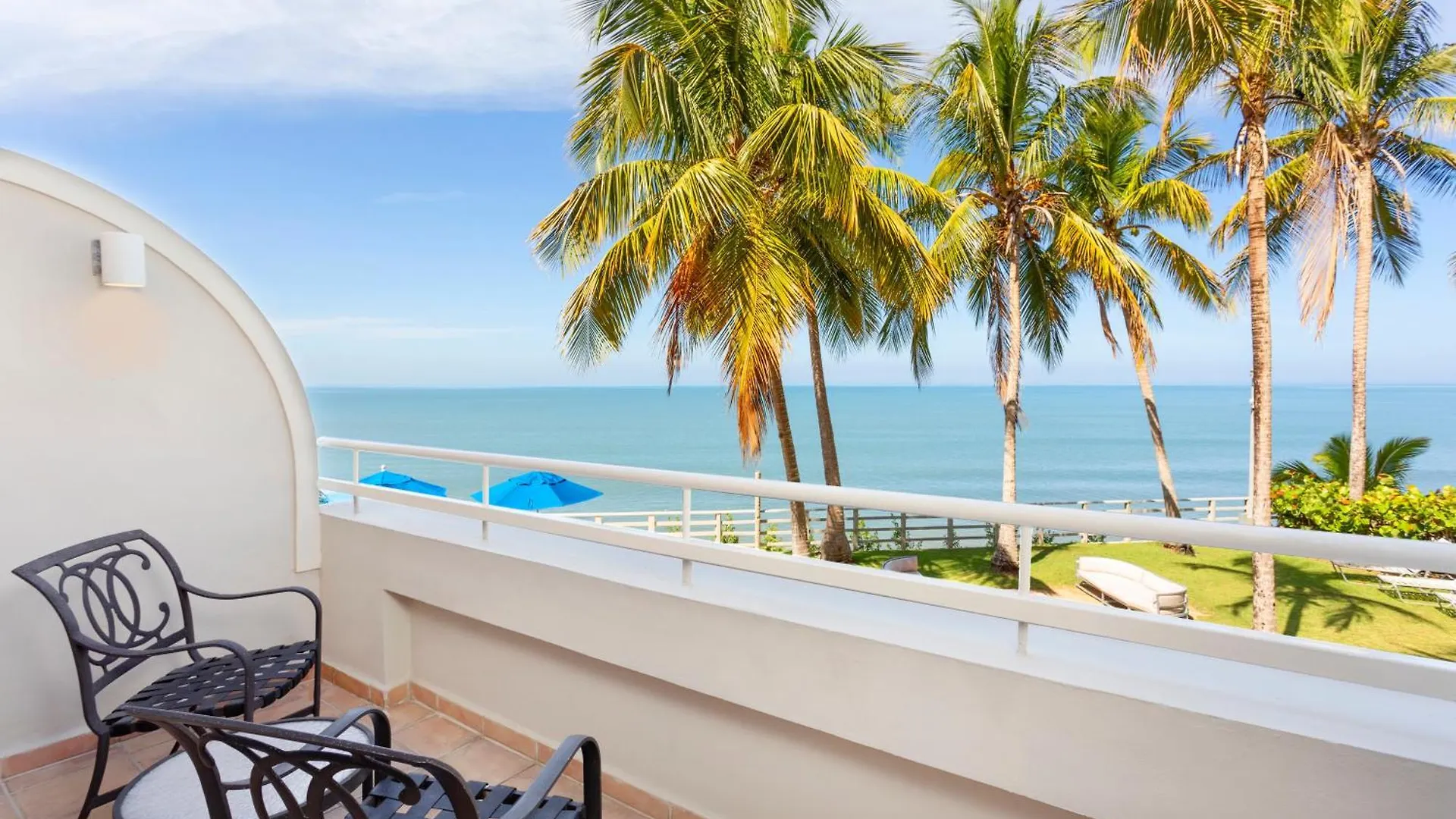 Hotel Rincon Beach Resort